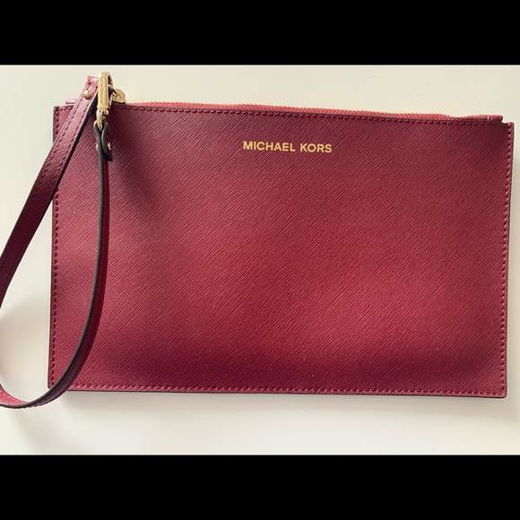 Michael Kors Burgundy Tote Bag with purse insert - Picture 4 of 9